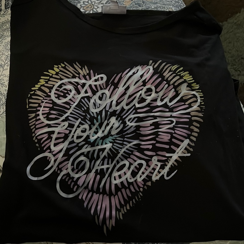 Lularoe Classic tee